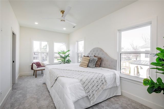 1310 Bella Vista Road, Bentonville, AR 72712