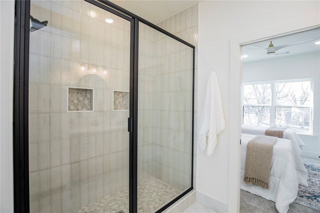 1310 Bella Vista Road, Bentonville, AR 72712