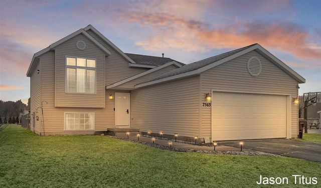 7563 Red Cedar Drive, Cedar Springs, MI 49319