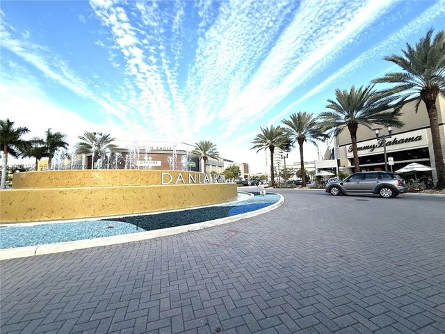 NW 7th Ave, Dania Beach, FL 33004