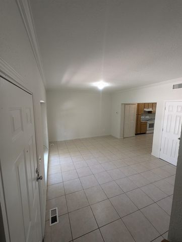 114 Cedar St 8, St Augustine, FL 32084