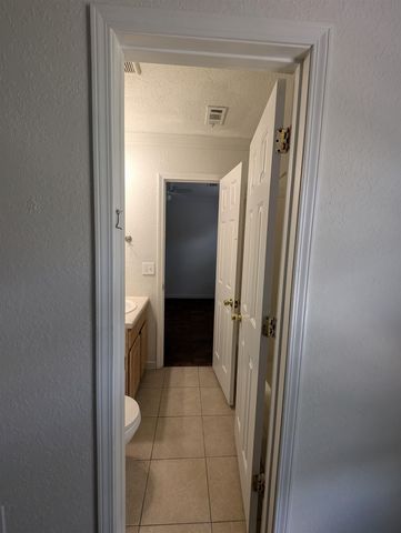 114 Cedar St 8, St Augustine, FL 32084