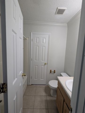114 Cedar St 8, St Augustine, FL 32084