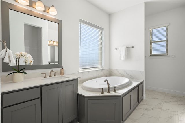 621 Cimarron Meadows Drive, Waxahachie, TX 75167