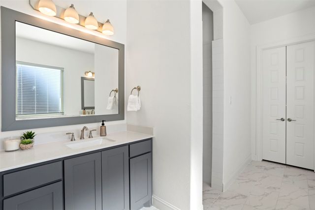 621 Cimarron Meadows Drive, Waxahachie, TX 75167