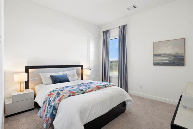 621 Cimarron Meadows Drive, Waxahachie, TX 75167