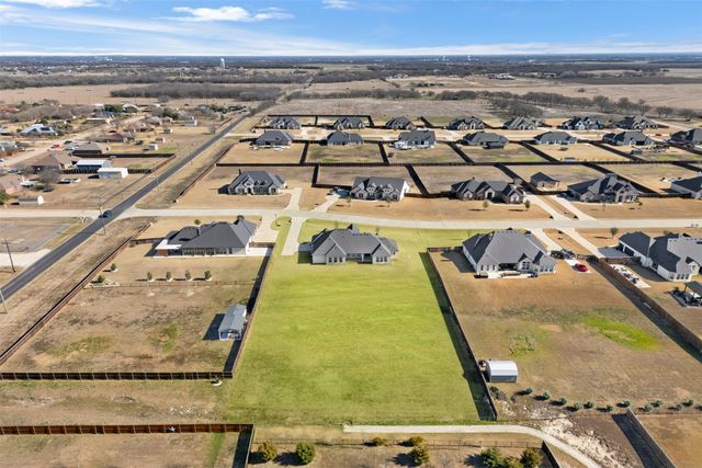 621 Cimarron Meadows Drive, Waxahachie, TX 75167