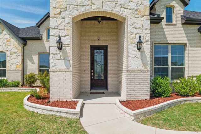 621 Cimarron Meadows Drive, Waxahachie, TX 75167