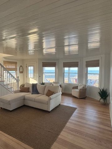 102 Humarock Bch, Scituate, MA 02066