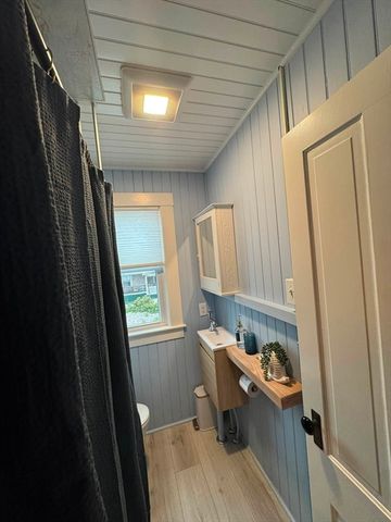 102 Humarock Bch, Scituate, MA 02066