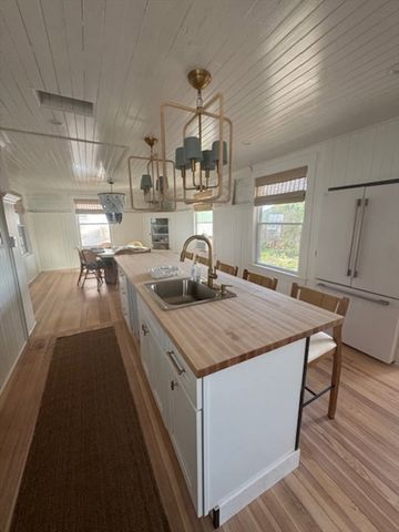 102 Humarock Bch, Scituate, MA 02066