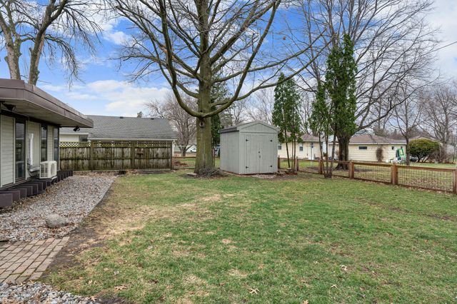 2104 W Oakland Avenue, Austin, MN 55912