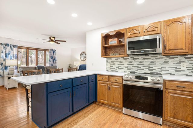 2104 W Oakland Avenue, Austin, MN 55912