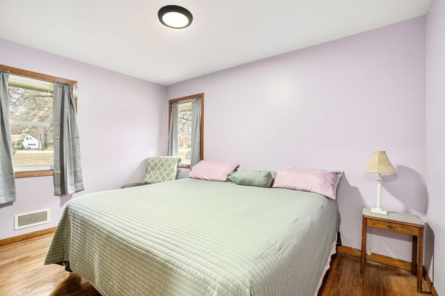 2104 W Oakland Avenue, Austin, MN 55912