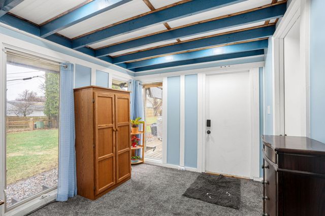 2104 W Oakland Avenue, Austin, MN 55912