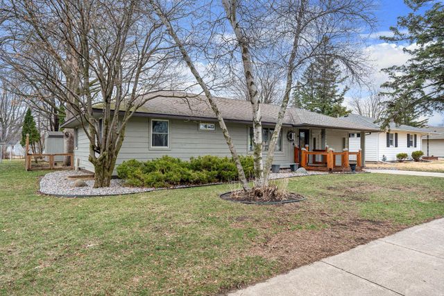 2104 W Oakland Avenue, Austin, MN 55912