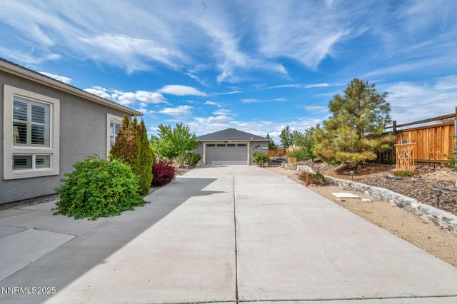 415 Sunset Springs Lane, Sparks, NV 89441