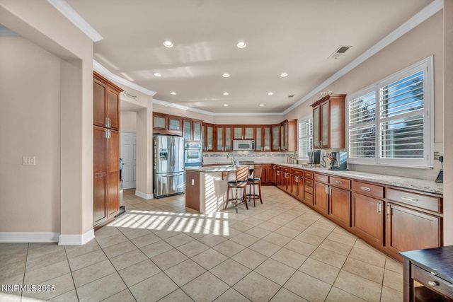 415 Sunset Springs Lane, Sparks, NV 89441