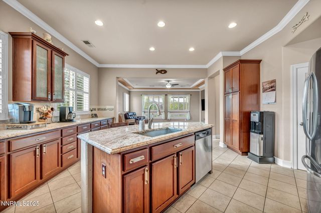 415 Sunset Springs Lane, Sparks, NV 89441