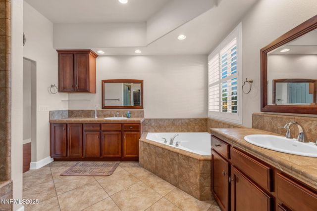 415 Sunset Springs Lane, Sparks, NV 89441