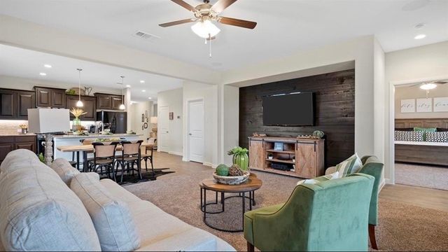 3207 Camden Creek Road, Krum, TX 76249