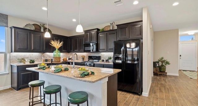 3207 Camden Creek Road, Krum, TX 76249