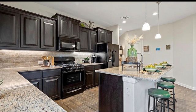 3207 Camden Creek Road, Krum, TX 76249