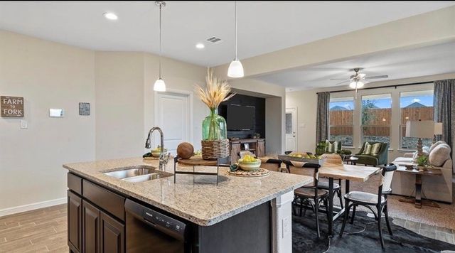 3207 Camden Creek Road, Krum, TX 76249