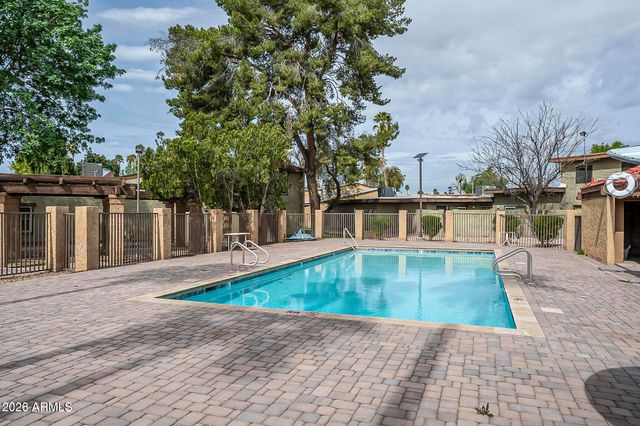 1051 S DOBSON Road 187, Mesa, AZ 85202