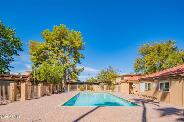 1051 S DOBSON Road 187, Mesa, AZ 85202