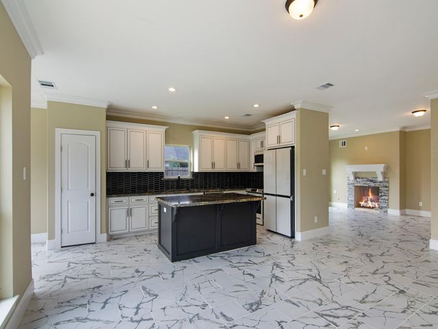 703 Cypresswood Lake Court, Spring, TX 77373