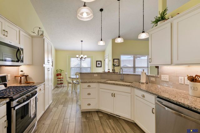 9132 S 78th Street, Lincoln, NE 68516