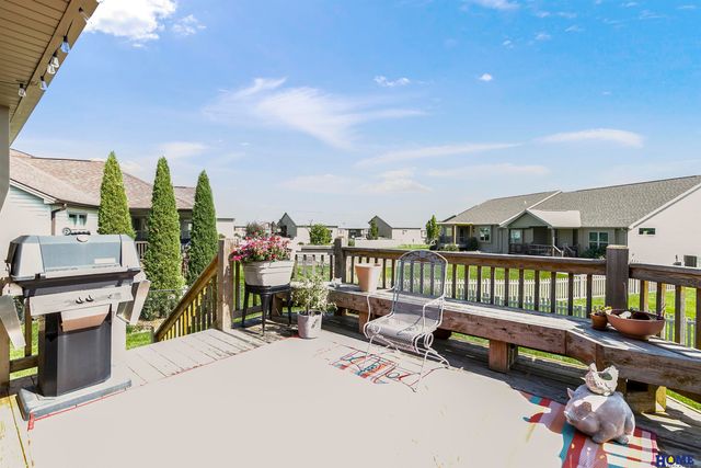 9132 S 78th Street, Lincoln, NE 68516