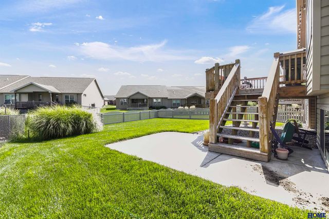9132 S 78th Street, Lincoln, NE 68516
