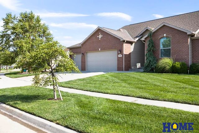 9132 S 78th Street, Lincoln, NE 68516