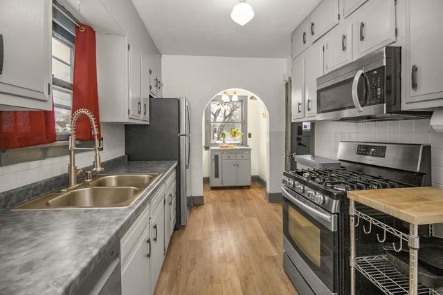 3423 Morgan Avenue N, Minneapolis, MN 55412