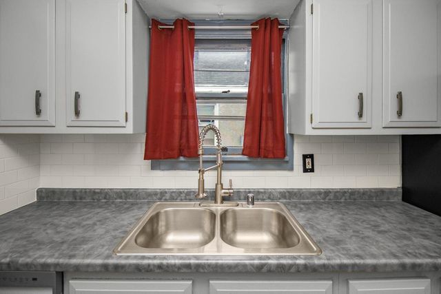 3423 Morgan Avenue N, Minneapolis, MN 55412