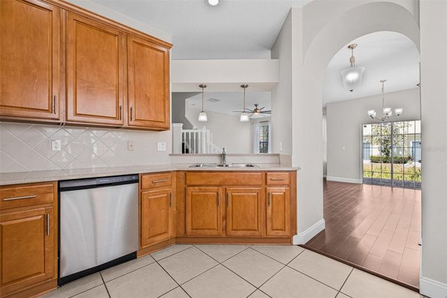 5176 6TH STREET N, St Petersburg, FL 33703