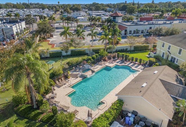 5176 6TH STREET N, St Petersburg, FL 33703