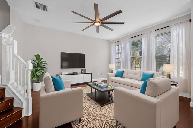 5176 6TH STREET N, St Petersburg, FL 33703