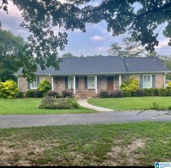 250 MAPLEWOOD CIRCLE, Pell City, AL 35128