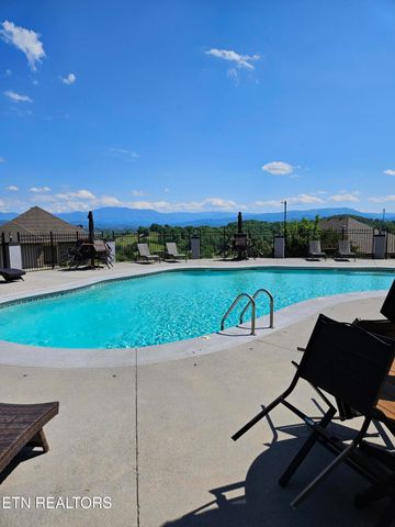 15 Saddleback Way, Sevierville, TN 37862