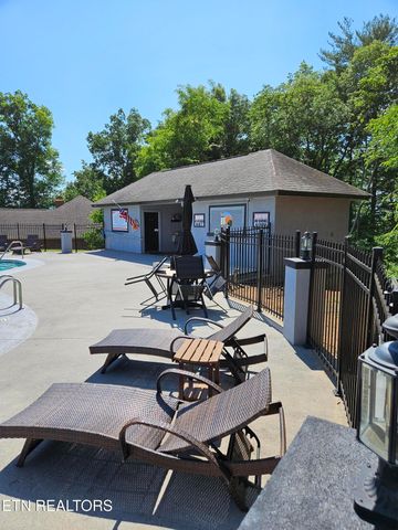 15 Saddleback Way, Sevierville, TN 37862