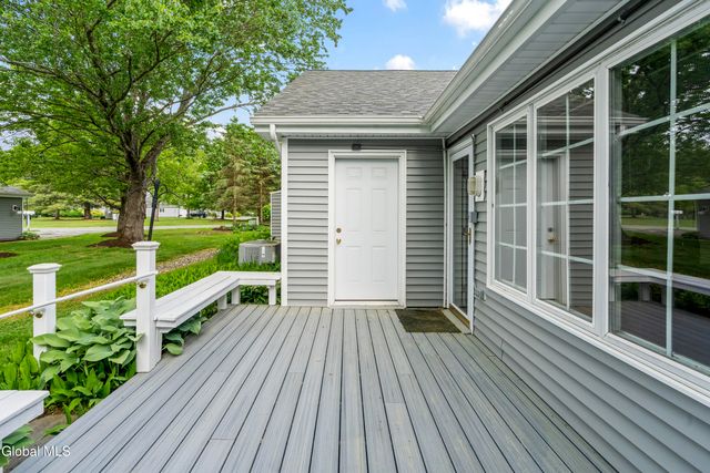 46 Lyon Court, Queensbury, NY 12804