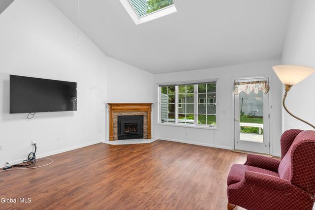 46 Lyon Court, Queensbury, NY 12804