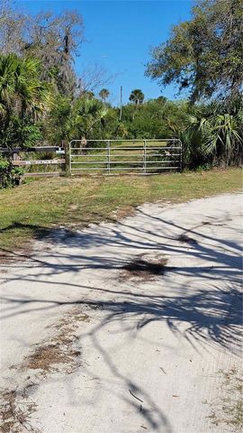 318 PALM AVENUE, Oak Hill, FL 32759