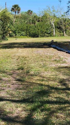 318 PALM AVENUE, Oak Hill, FL 32759