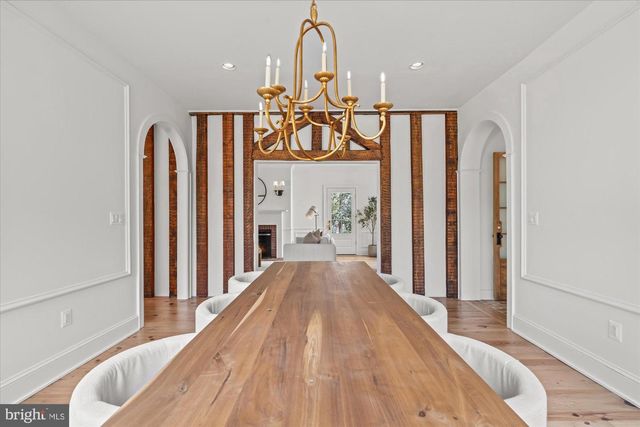 3612 N GLEBE RD, Arlington, VA 22207