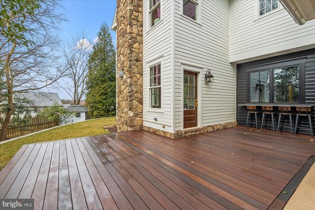 3612 N GLEBE RD, Arlington, VA 22207