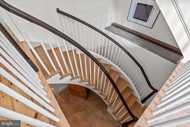 3612 N GLEBE RD, Arlington, VA 22207